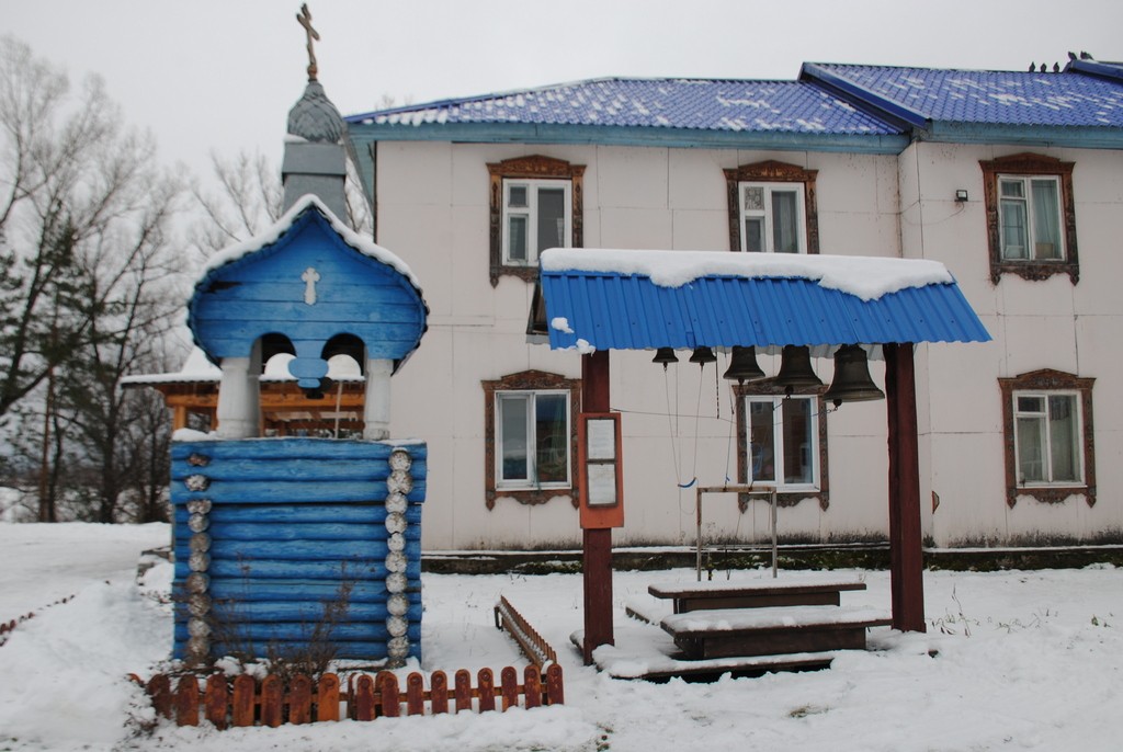 Иоанно-Кронштадтский женский монастырь, Кислуха (Первомайский район, Алтайский край). дополнительная информация, Часовня и звонница.