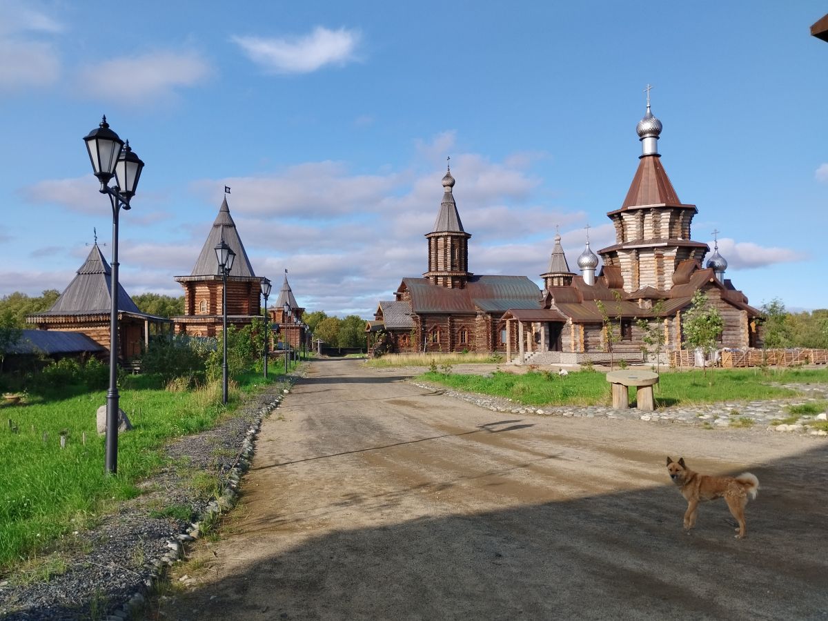 Трифонов Печенгский монастырь в Луостари, Луостари (Печенгский район, Мурманская область). фасады