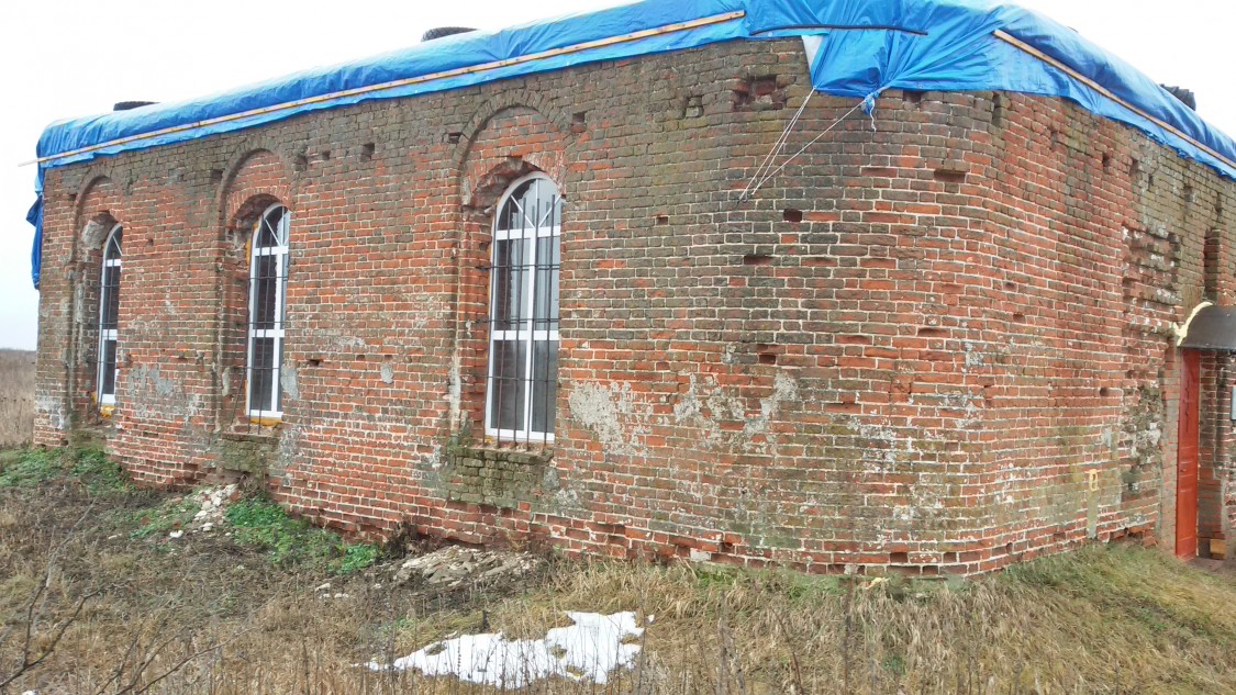 Церковь Покрова Пресвятой Богородицы, Таптыково (Сараевский район, Рязанская область). документальные фотографии,   В   настоящее    время     идет   восстановление    храма. 