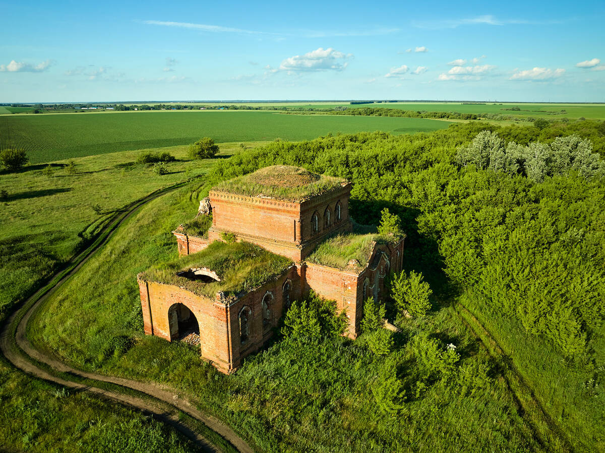 Церковь Троицы Живоначальной, Красное Знамя (Александро-Невский район, Рязанская область). фасады