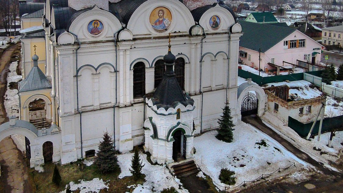 Часовня Александра Невского, Рогачёво (Дмитровский городской округ, Московская область). общий вид в ландшафте