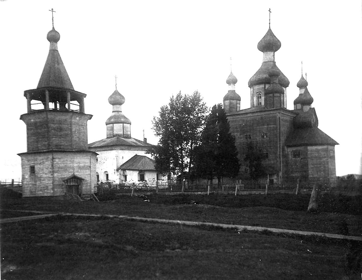 Фото 1935 года (?). РЭМ 5873-95, архивная фотография. Храмовый комплекс. Церкви Успения Пресвятой Богородицы и Николая Чудотворца, Сумский Посад (Беломорский район, Республика Карелия)