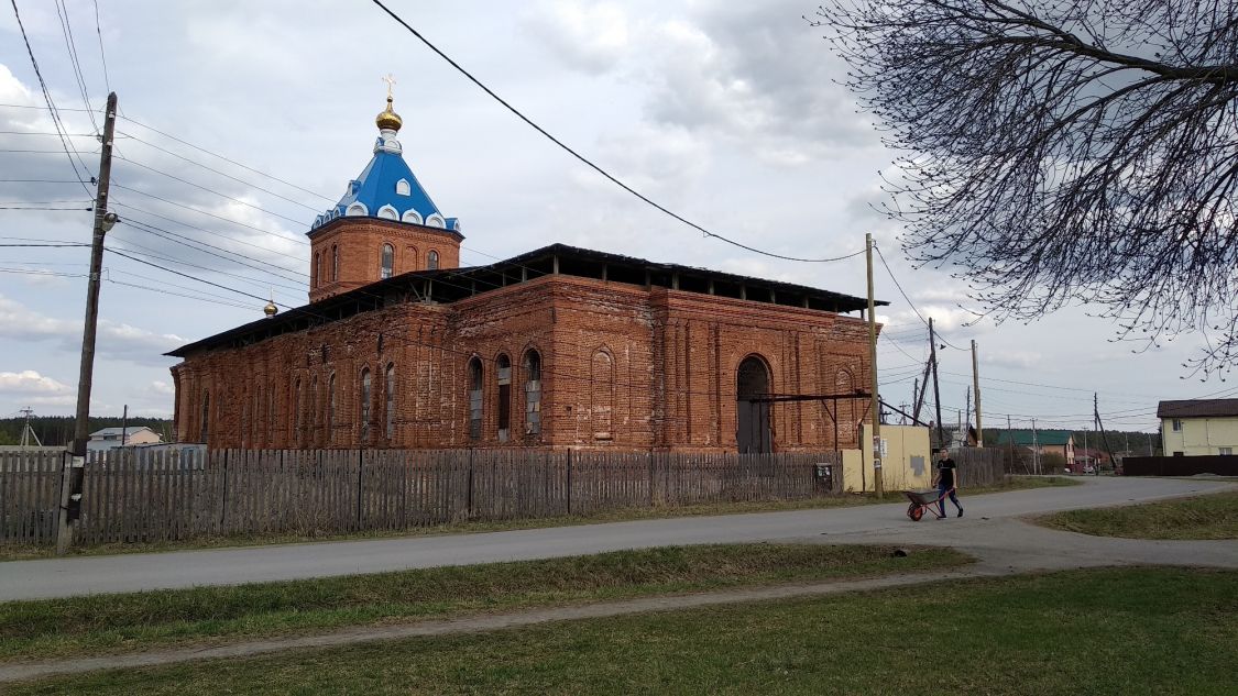 Бобровский. Церковь Михаила Архангела. фасады