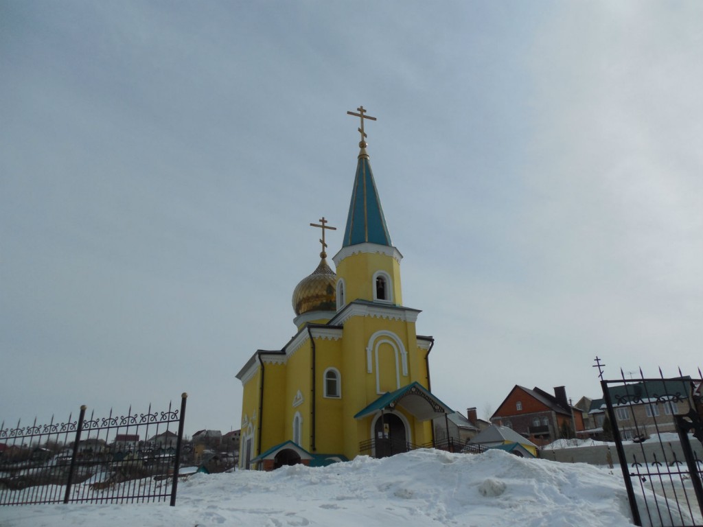 Саратов. Церковь Трёх Святителей в Поливановке. фасады