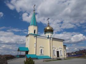 Саратов. Церковь Трёх Святителей в Поливановке
