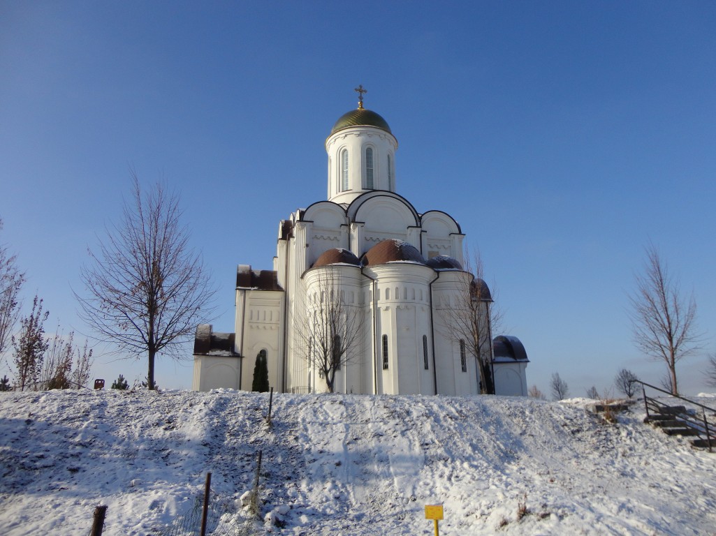 Саратов. Церковь Георгия Победоносца на Танковой горе. фасады