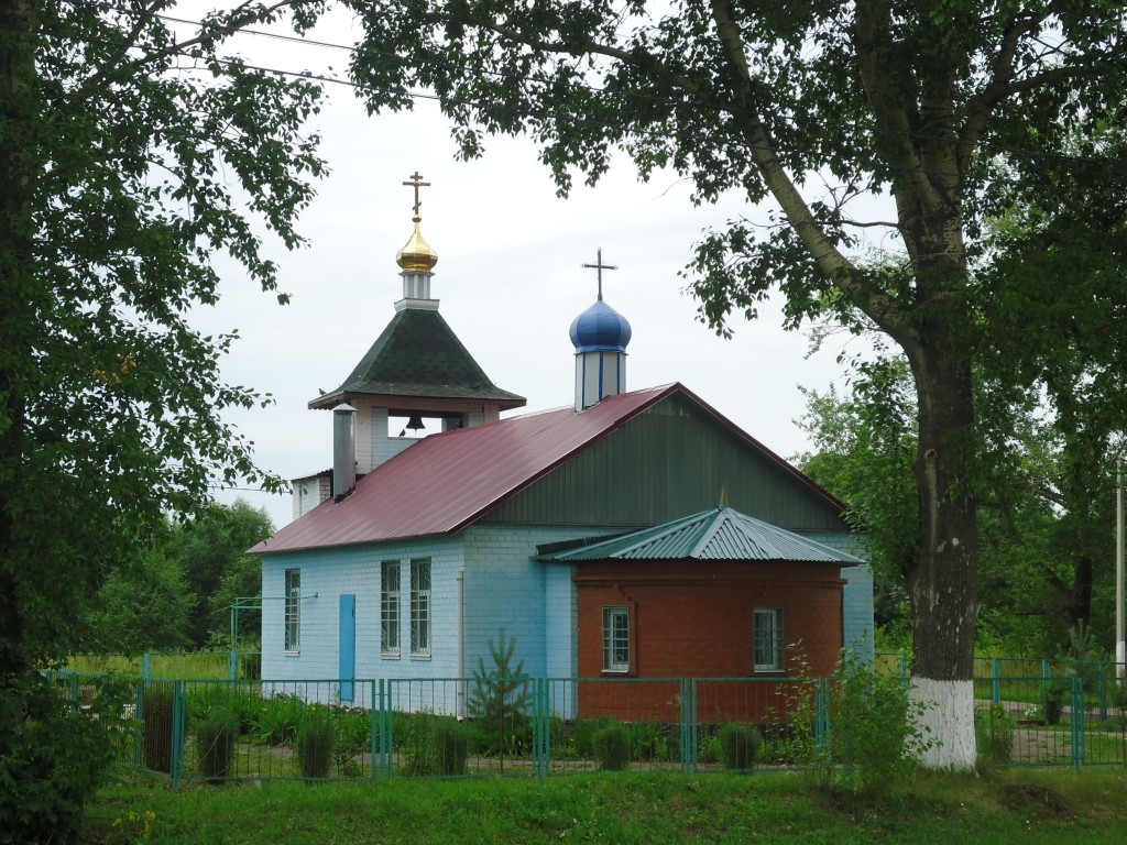 Тырново. Церковь Покрова Пресвятой Богородицы (новая). фасады