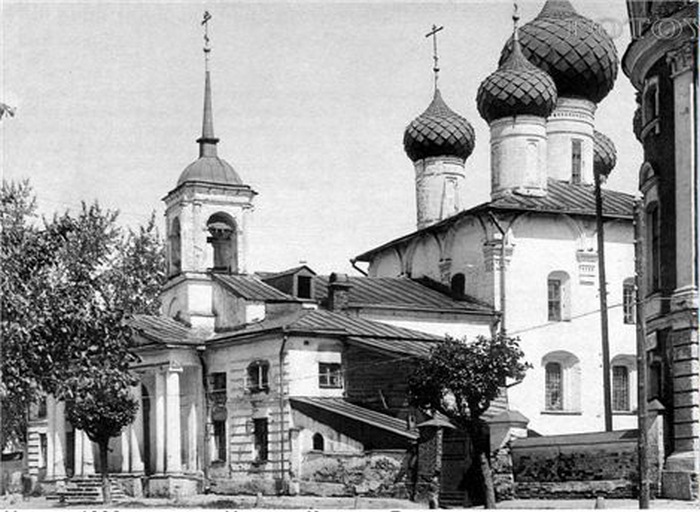 Церковь Космы и Дамиана в Земляном Городе, Ярославль (Ярославль, город, Ярославская область). архивная фотография, фото с сайта http://www.fotoyar.ru/files/12/files/p0000005.jpg