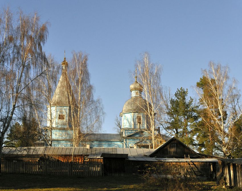 Эммануиловка. Церковь Сергия Радoнежскoгo. общий вид в ландшафте