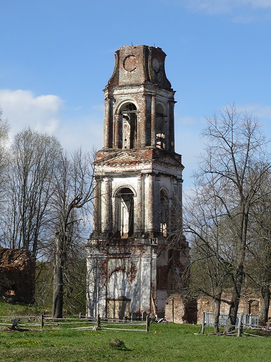 Спас-Ухра (Спасское на Ухре). Церковь Николая Чудотворца. фасады