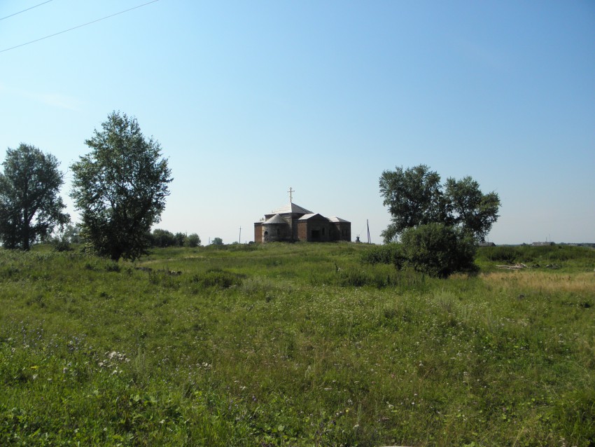Церковь Димитрия Солунского, Таушканское (Сухоложский район (ГО Сухой Лог), Свердловская область). общий вид в ландшафте