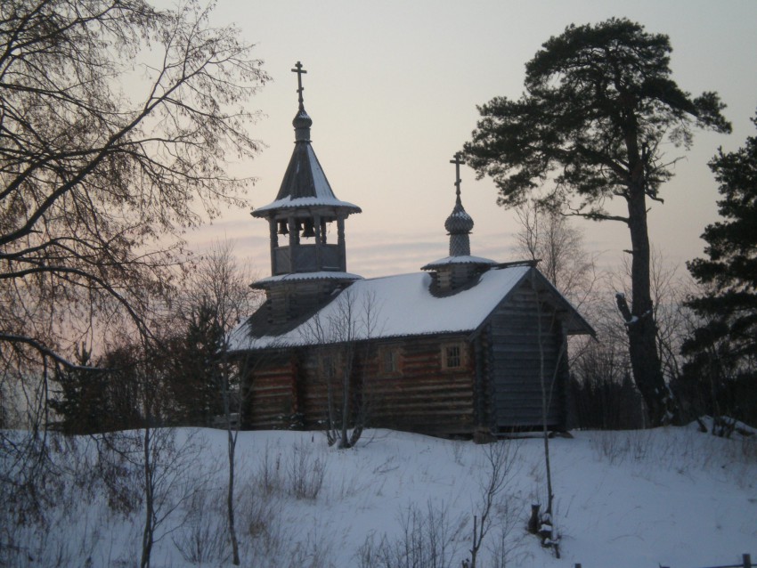 Церковь Владимирской иконы Божией Матери, Плав (Валдайский район, Новгородская область). общий вид в ландшафте