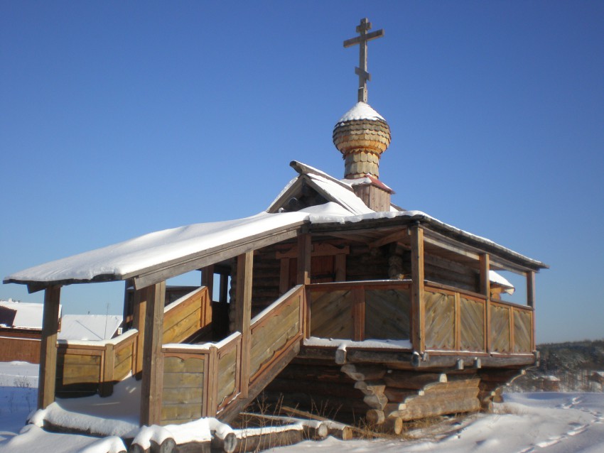 Часовня Михаила Архангела, Михайловское (Бологовский район, Тверская область). общий вид в ландшафте