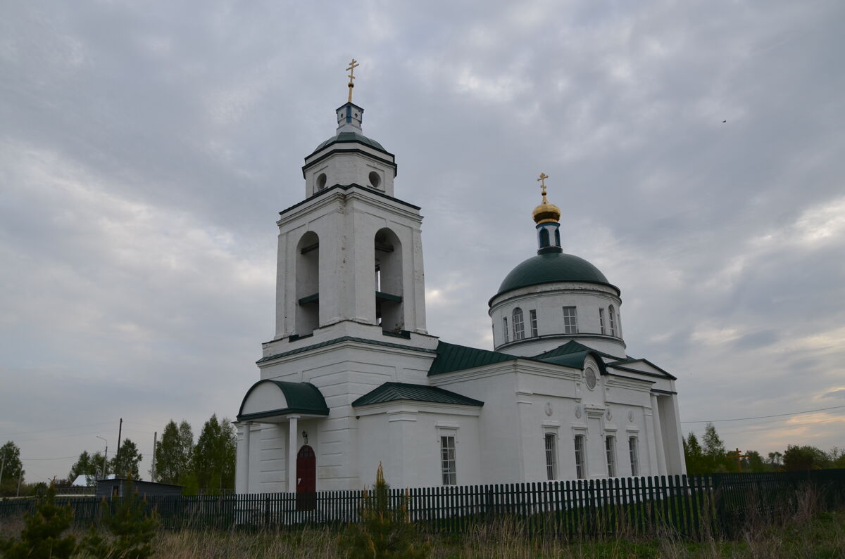 Церковь Покрова Пресвятой Богородицы, Вадовские Селищи (Зубово-Полянский район, Республика Мордовия). фасады