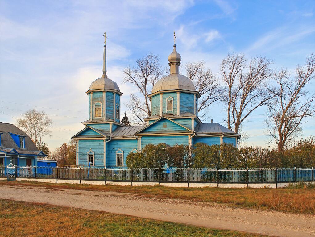 Церковь Покрова Пресвятой Богородицы, Поим (Белинский район, Пензенская область). общий вид в ландшафте