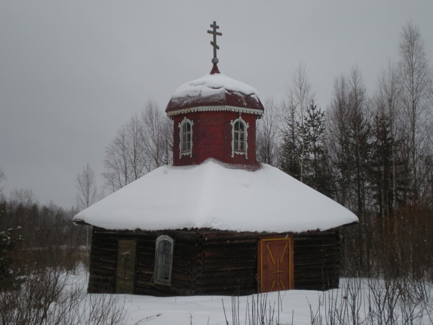 Куженкино. Часовня Параскевы Пятницы (старая). фасады