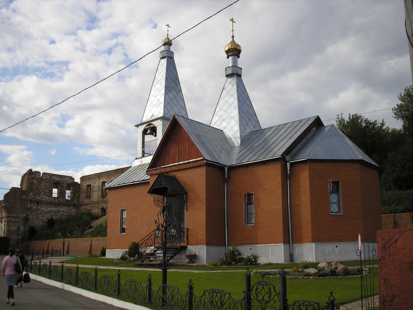 Норовка. Нижнеломовский Казанско-Богородицкий мужской монастырь. Церковь Казанской иконы Божией Матери. общий вид в ландшафте