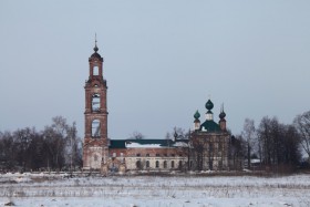 Петропавловское. Церковь Петра и Павла