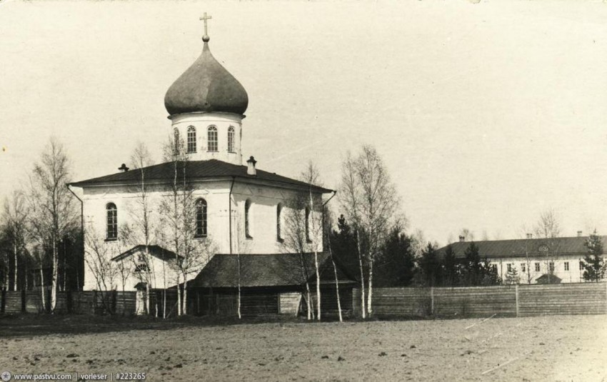 Церковь Успения Пресвятой Богородицы и Бориса и Глеба, Пустынька (Кашинский городской округ, Тверская область). архивная фотография, 1893,Фото из архива А.Н. Семёнова.Автор:Колотильщиков В.А. с сайта https://pastvu.com/p/223265