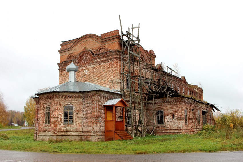 Лекма. Церковь Троицы Живоначальной. фасады, Вид с северо-востока
