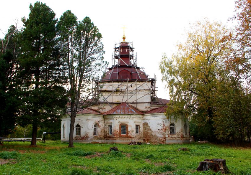 Церковь Николая Чудотворца, Шестаково (Слободской район, Кировская область). фасады, Восточный фасад