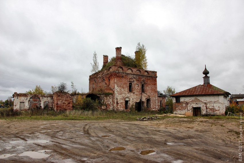 Храмовый комплекс Троицкого прихода, Любим (Любимский район, Ярославская область). фасады