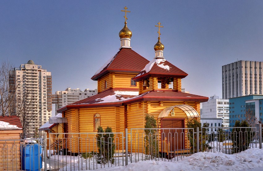 Черёмушки. Церковь Иоанна Кронштадтского в Новых Черёмушках. фасады