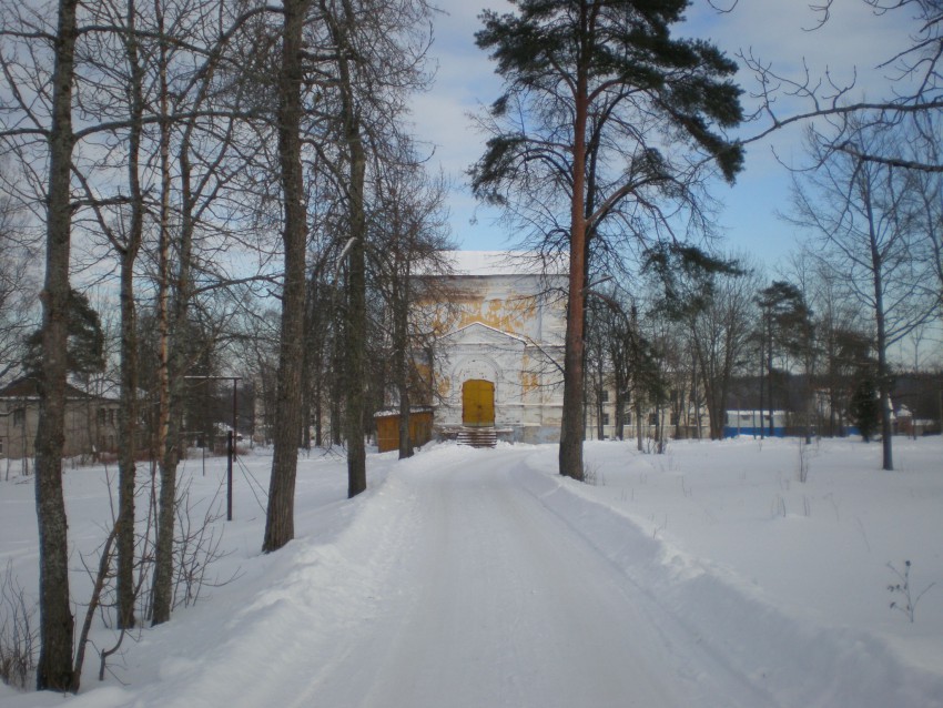 Короцкий Тихонов монастырь, Короцко (Валдайский район, Новгородская область). общий вид в ландшафте