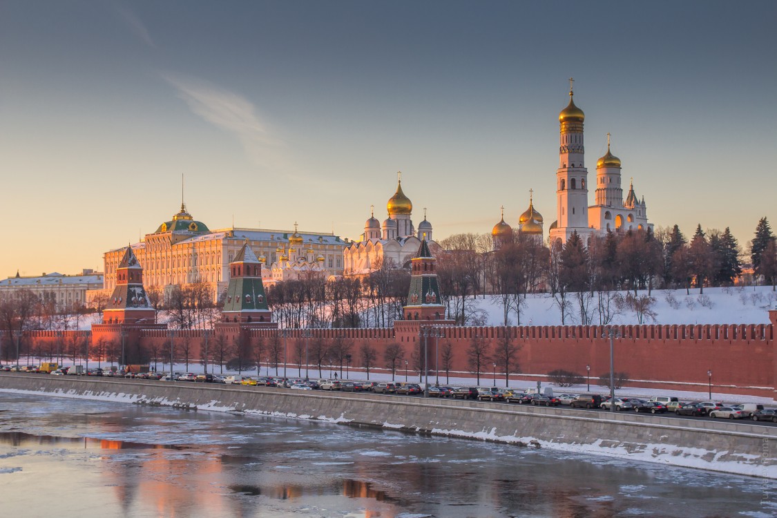 Кремль, Тверской (Центральный административный округ (ЦАО), г. Москва). фасады, Южная стена Кремля: Тайницкая, Первая и Вторая Безымянные башни