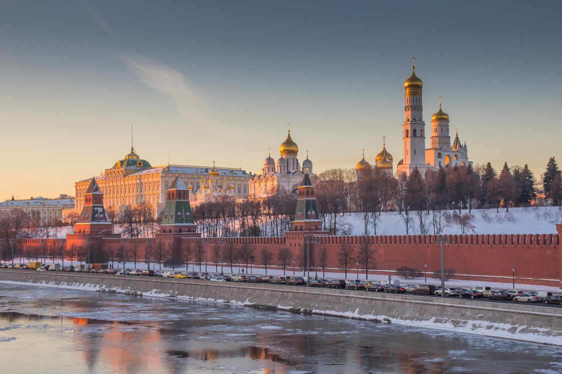 Тверской. Кремль. фасады, Южная стена Кремля: Тайницкая, Первая и Вторая Безымянные башни