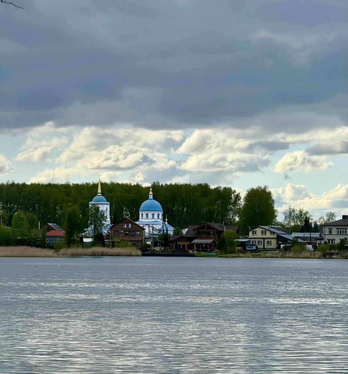 Церковь Казанской иконы Божией Матери, Ворсма (Павловский район, Нижегородская область). общий вид в ландшафте