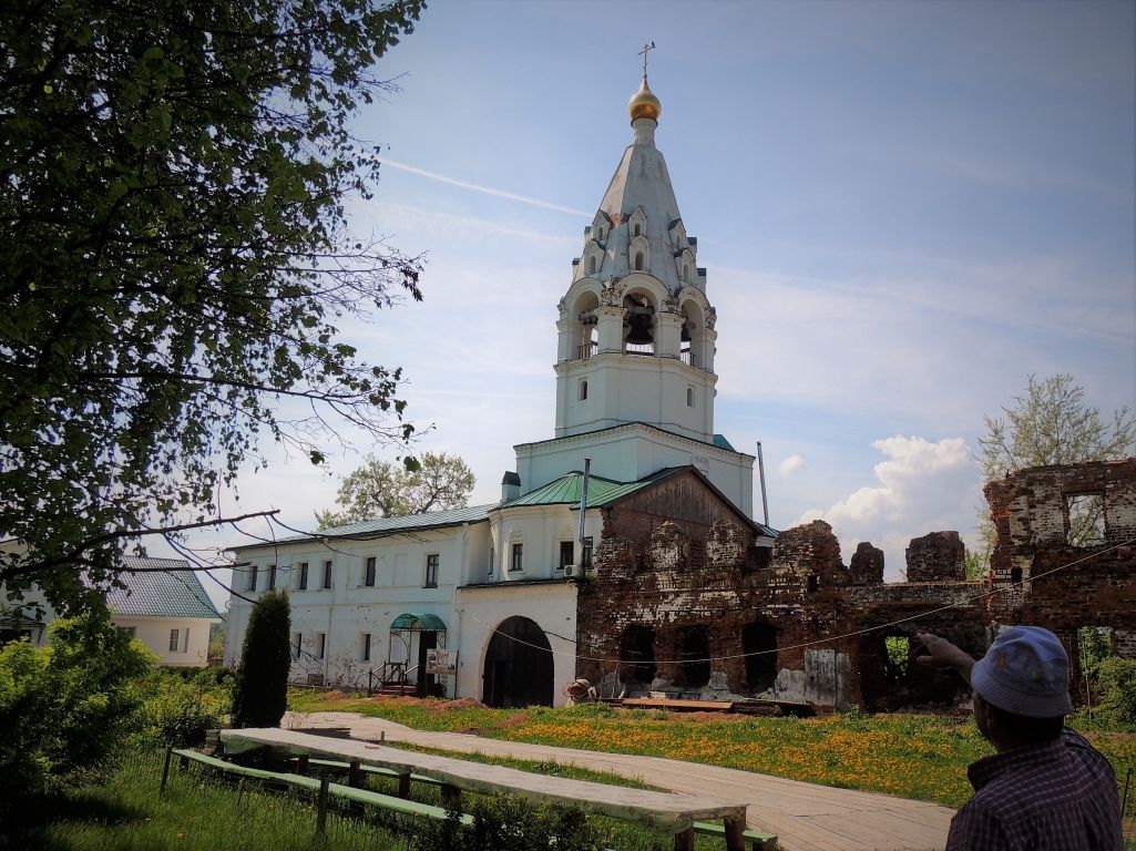 Ворсма. Островоезерский Троицкий монастырь. Церковь Михаила Малеина. фасады