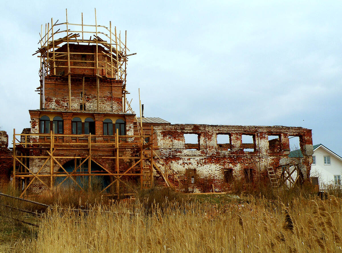 Островоезерский Троицкий монастырь. Церковь Михаила Малеина, Ворсма (Павловский район, Нижегородская область). документальные фотографии, Восстановление церкви