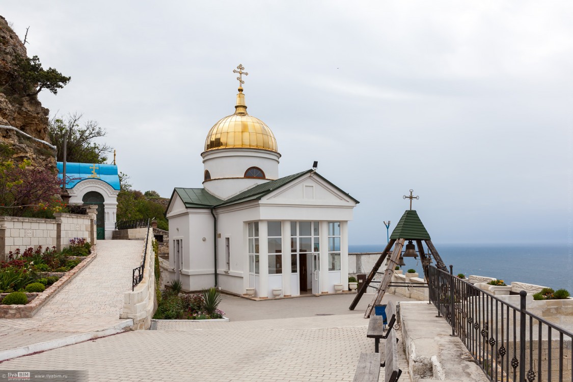 Фиолент. Балаклавский Георгиевский монастырь. Церковь Георгия Победоносца. фасады