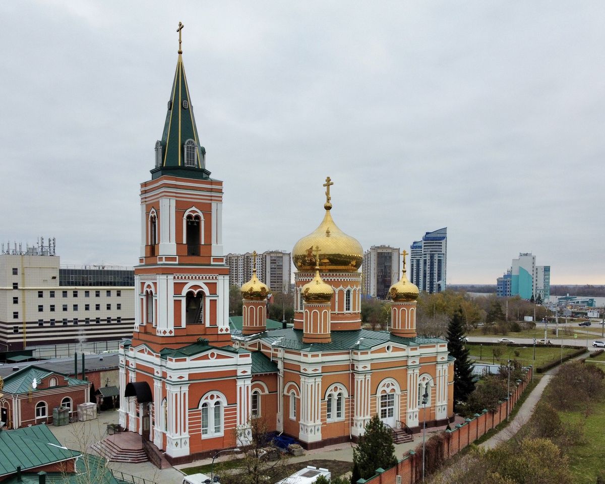 Вид с ЮЗ, фасады. Знаменский монастырь. Собор иконы Божией Матери 