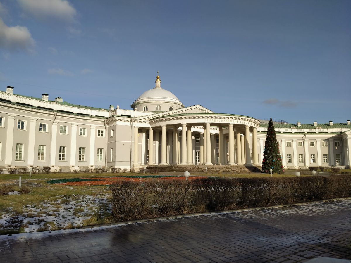 Домовая церковь Троицы Живоначальной при НИИ скорой помощи им. Склифосовского, Мещанский (Центральный административный округ (ЦАО), г. Москва). фасады