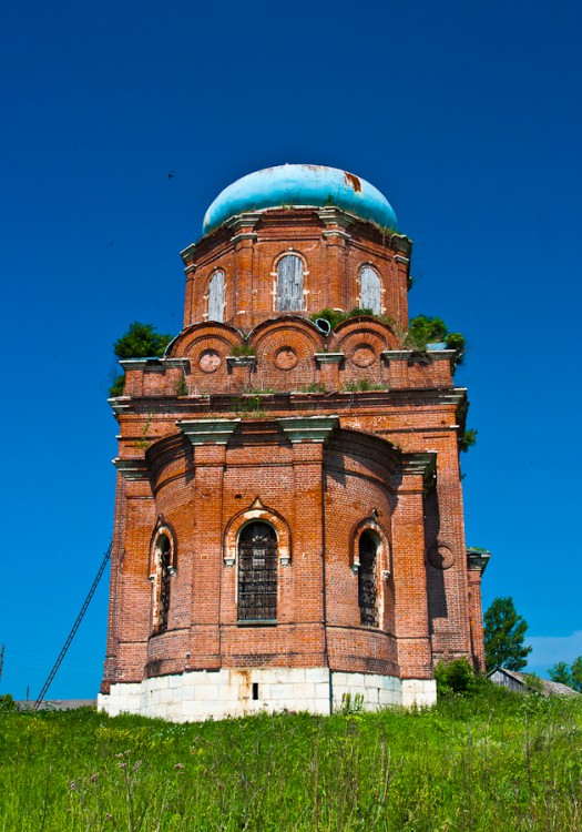 Манаенки. Церковь Георгия Победоносца. фасады