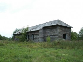 Романовы Дарки. Церковь Троицы Живоначальной