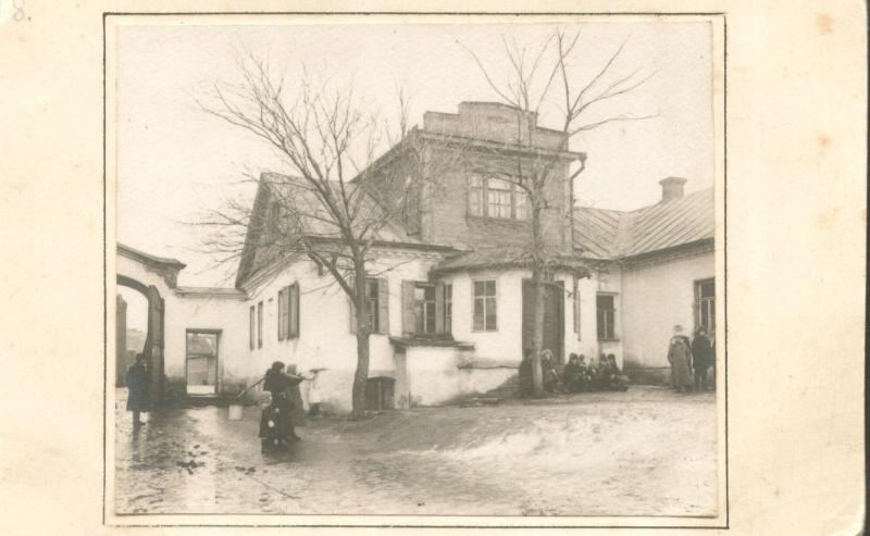 Воронеж. Покровский Девичий монастырь. архивная фотография, Постройки Покровского девичьего монастыря в Воронеже. источник http://museum-vrn.ru/eksponats/eksponat-7988/