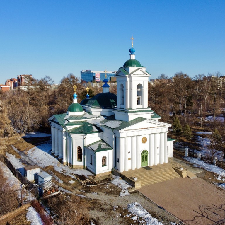 Иркутск. Церковь Входа Господня в Иерусалим. фасады, Вид с СЗ