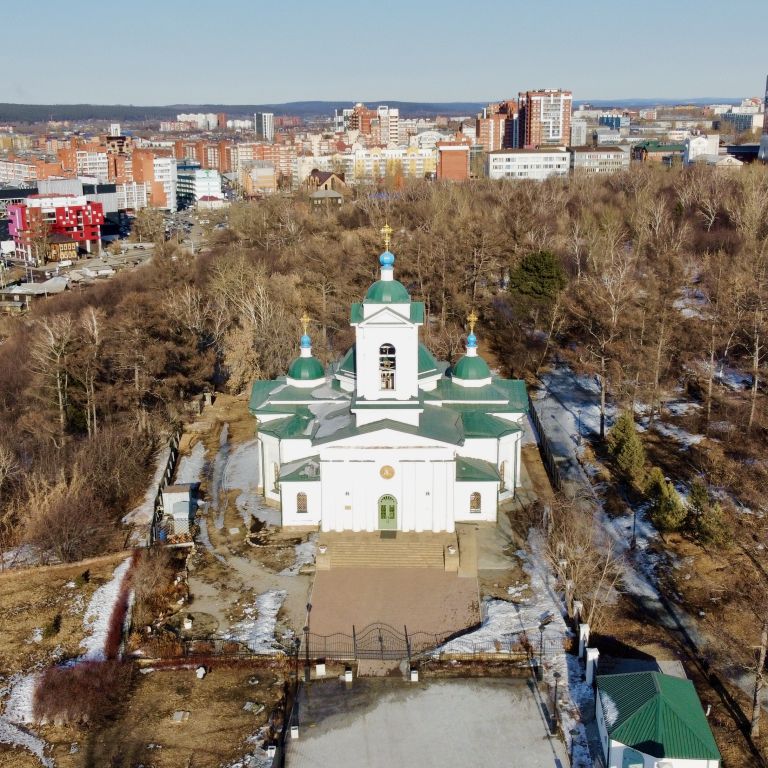 Иркутск. Церковь Входа Господня в Иерусалим. общий вид в ландшафте, Вид с запада