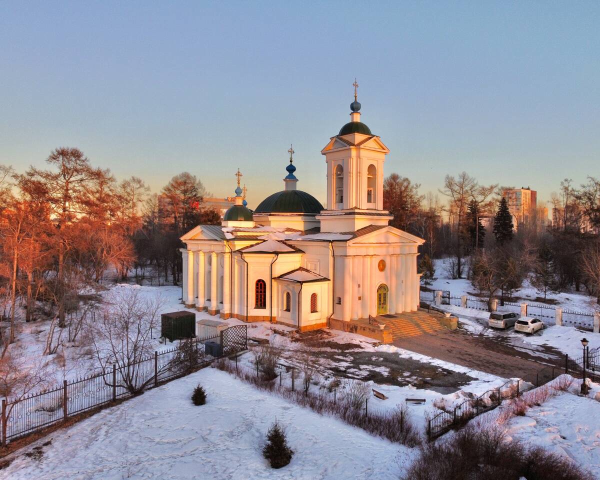Церковь Входа Господня в Иерусалим, Иркутск (Иркутск, город, Иркутская область). фасады, Вид с СЗ в лучах заходящего солнца 