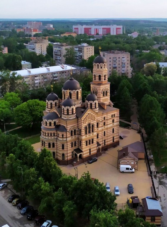 Церковь Иоанна Кронштадтского, Рязань (Рязань, город, Рязанская область). фасады, Верхняя панорама с северо-востока