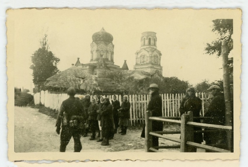 Церковь Покрова Пресвятой Богородицы, Новые Петровцы (Вышгородский район, Украина, Киевская область). архивная фотография, Фото 1941 г. с аукциона e-bay.de