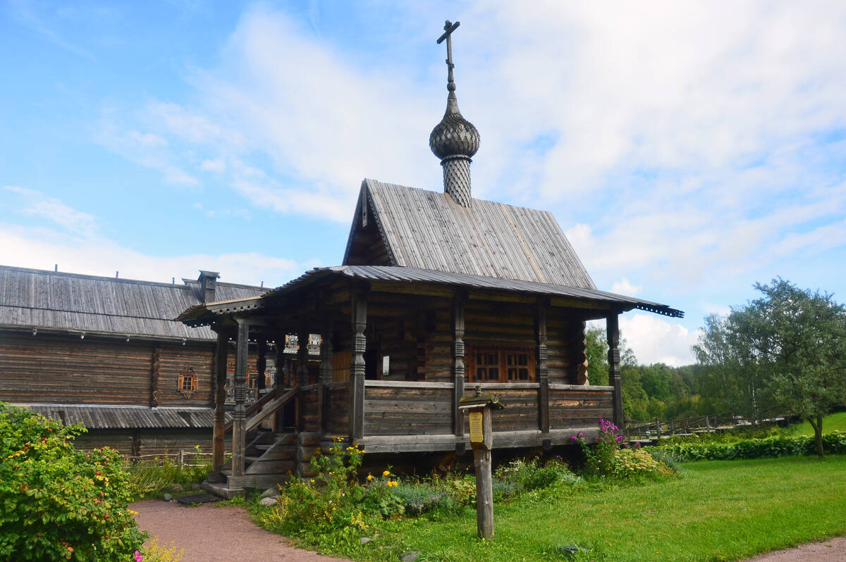 Усадьба Богословка. Часовня Спаса Нерукотворного Образа, Невский Парклесхоз (Всеволожский район, Ленинградская область). фасады