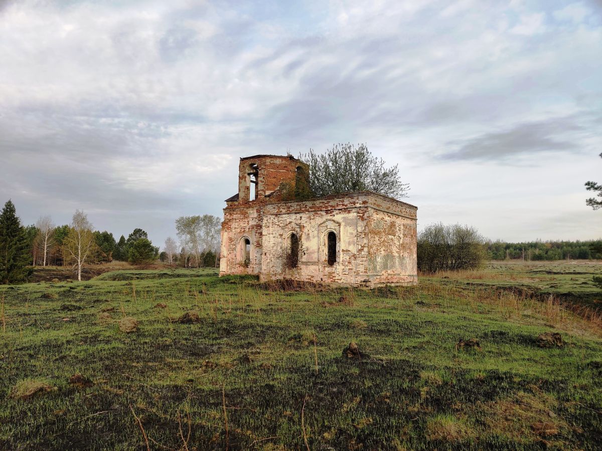 Часовня Флора и Лавра, Гигина, урочище (Алапаевский район (Алапаевское МО и Махнёвское МО), Свердловская область). фасады