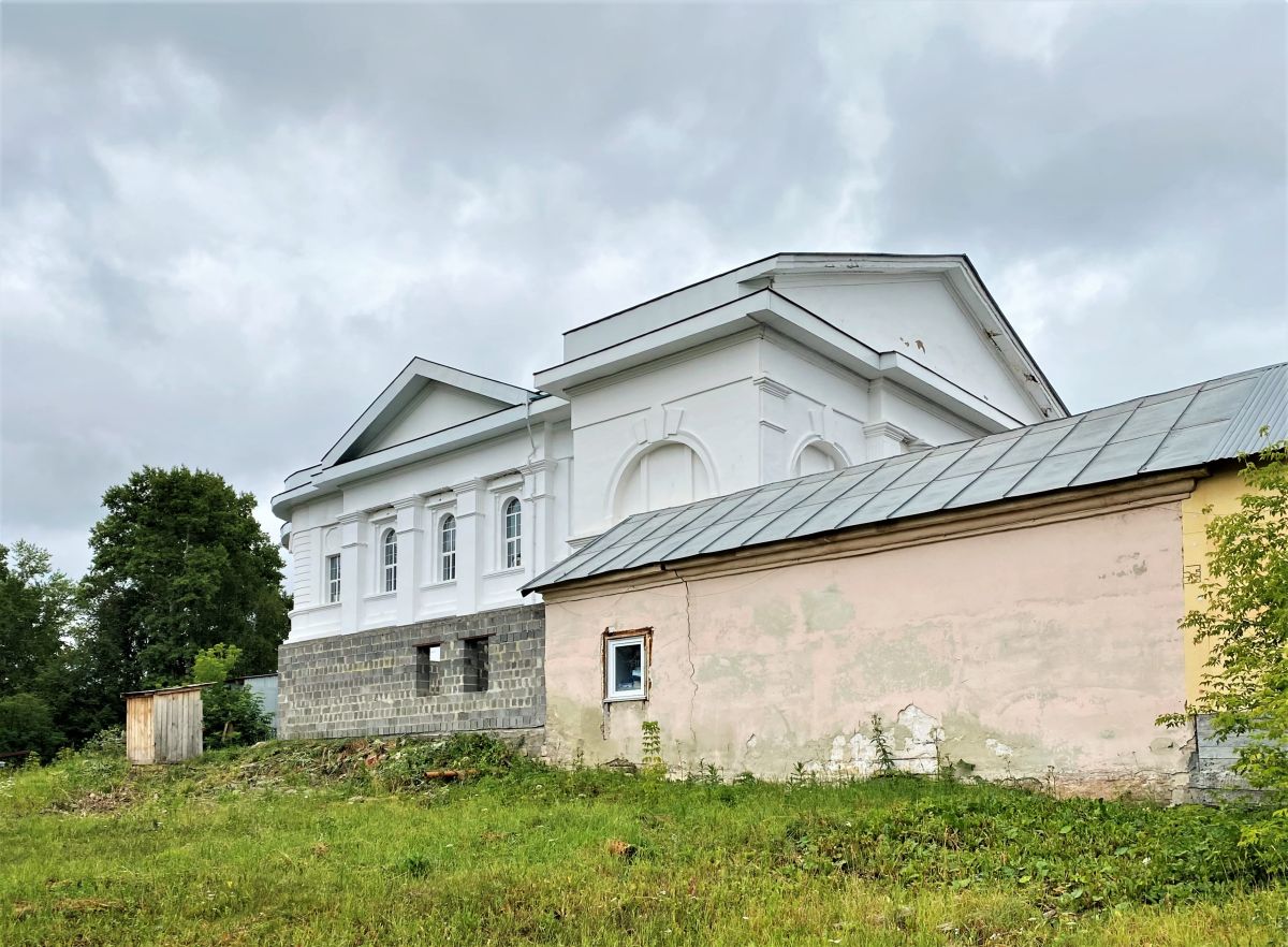 Катав-Ивановск. Церковь Иоанна Предтечи. фасады, Вид с северо-запада