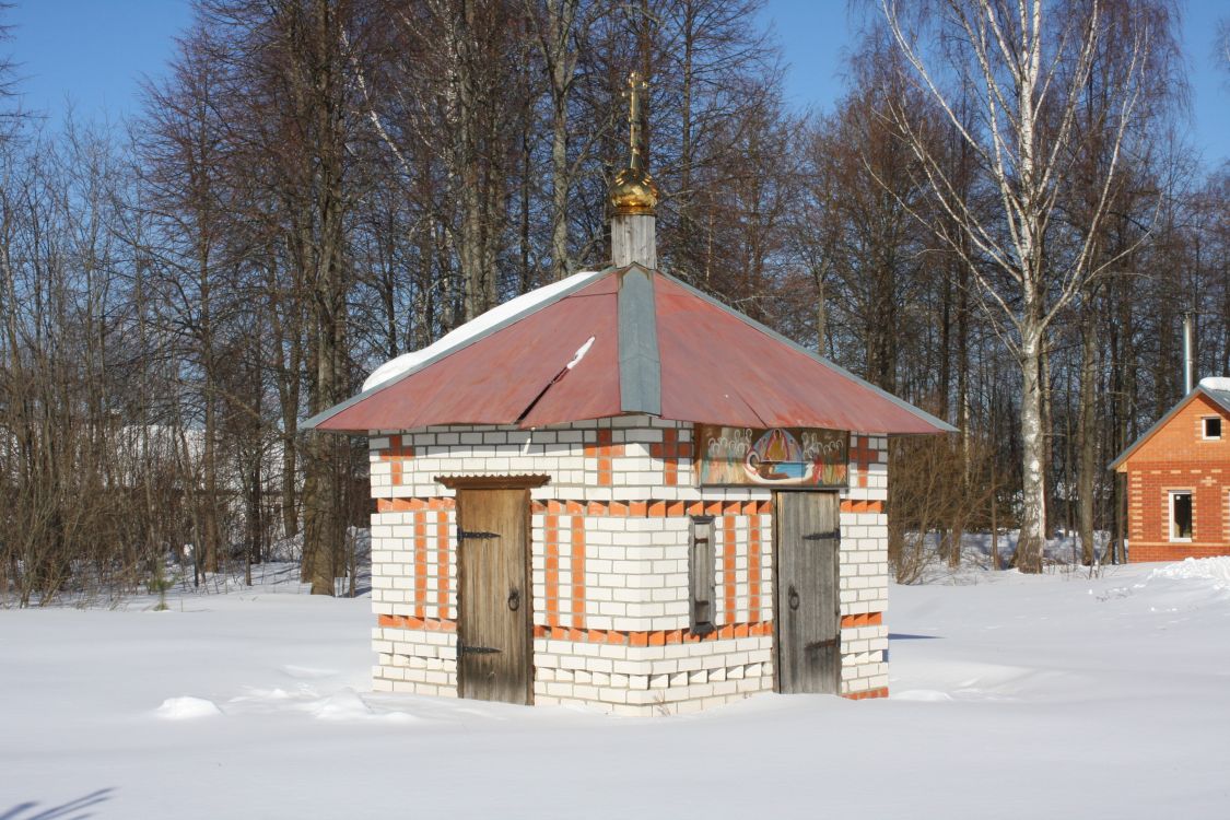 Маклаково. Александро-Невский монастырь. Часовня Успения Пресвятой Богородицы. фасады