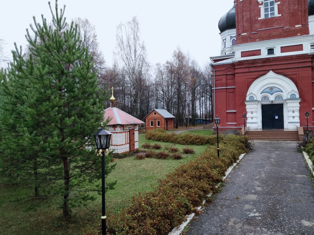 Александро-Невский монастырь. Часовня Успения Пресвятой Богородицы, Маклаково (Талдомский городской округ и г. Дубна, Московская область). дополнительная информация