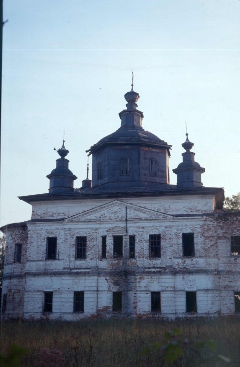 Церковь Георгия Победоносца, Георгиевское (Сокольский район, Вологодская область). фасады